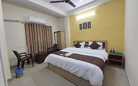 Manor Residency